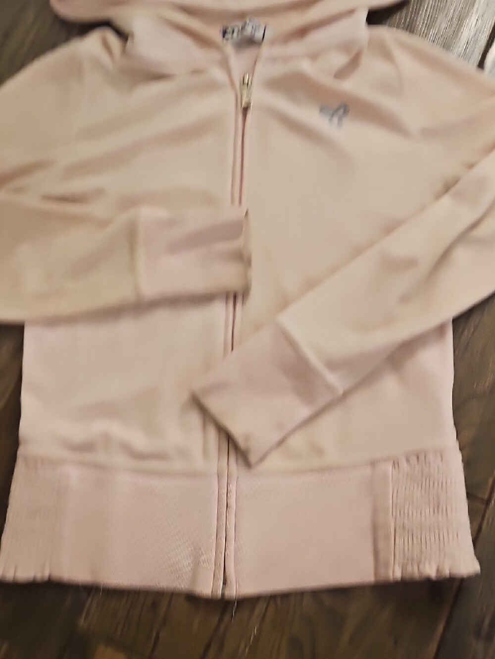 Y2K Aritzia TNA Light Pink Hoodie - Picture 3 of 10
